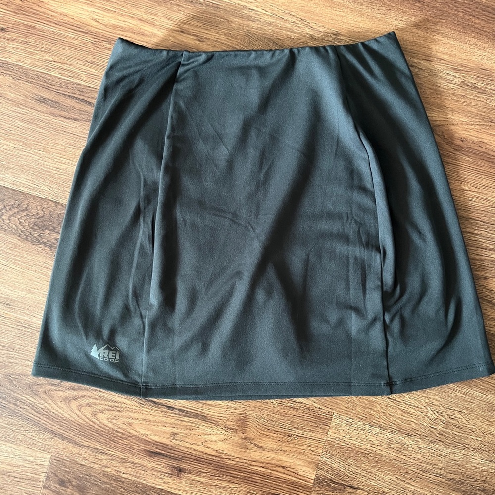 REI Brand Athletic Skort